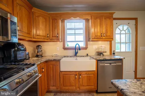 Kitchen - 588 Miller Rd, Schellsburg, PA 15559 photo 4 of 5