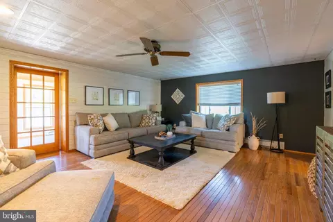 Living - 588 Miller Rd, Schellsburg, PA 15559 photo 2 of 3