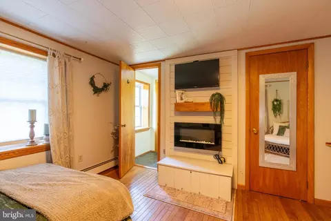 Bedroom - 588 Miller Rd, Schellsburg, PA 15559 photo 4 of 7