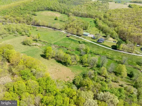 View/Area - 588 Miller Rd, Schellsburg, PA 15559 photo 6 of 17