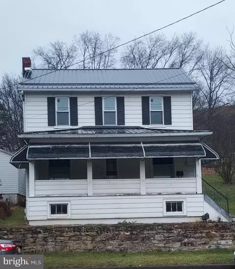 511 Main St W, Everett, PA 15537