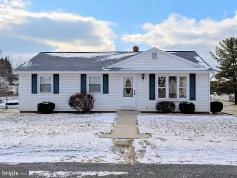 122 Fairview St, Everett, PA 15537