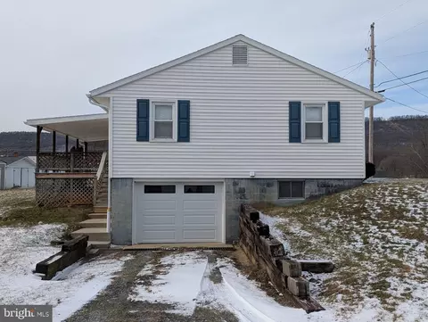 122 Fairview St, Everett, PA 15537 photo 9