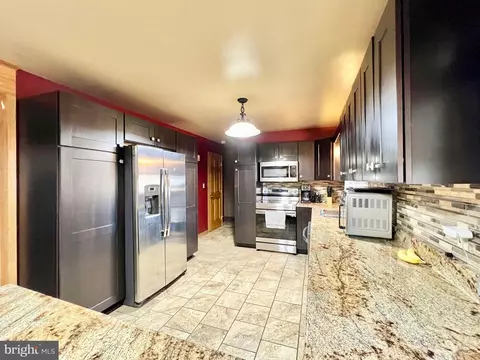 Kitchen - 8452 Black Valley Rd, Everett, PA 15537 photo 2 of 8