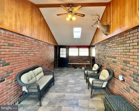 Exterior - 8452 Black Valley Rd, Everett, PA 15537 photo 10 of 18