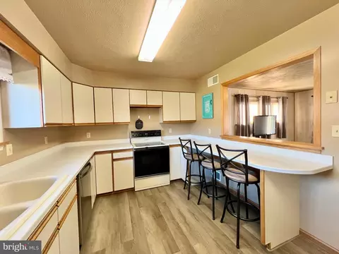 Kitchen - 8452 Black Valley Rd, Everett, PA 15537 photo 7 of 8