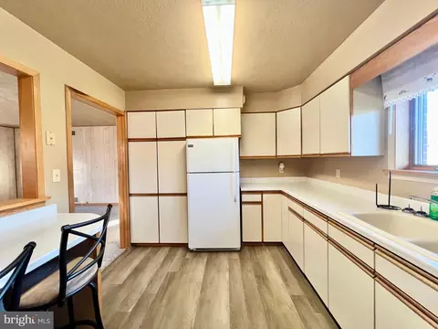 Kitchen - 8452 Black Valley Rd, Everett, PA 15537 photo 8 of 8