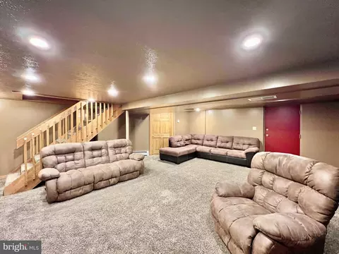 Living - 8452 Black Valley Rd, Everett, PA 15537 photo 5 of 7