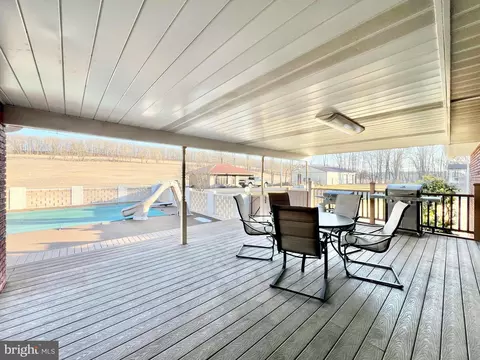 Exterior - 8452 Black Valley Rd, Everett, PA 15537 photo 8 of 18