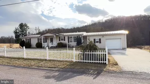 125 White Church Ln, Bedford, PA 15522
