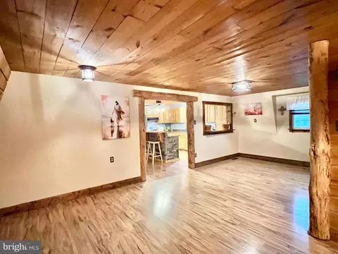 Living - 5676 Black Valley Rd, Everett, PA 15537 photo 1 of 1