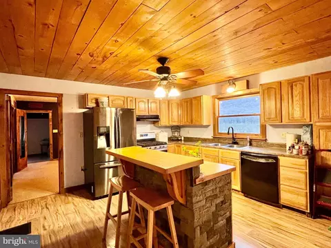 Kitchen - 5676 Black Valley Rd, Everett, PA 15537 photo 1 of 4