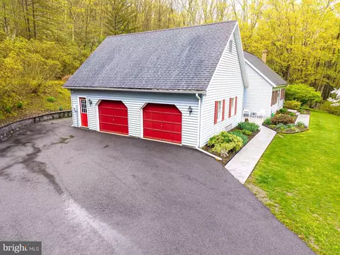 Exterior - 6334 Black Valley Rd, Everett, PA 15537 photo 6 of 7