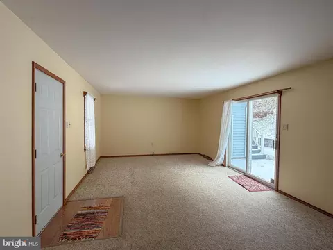 Living - 6334 Black Valley Rd, Everett, PA 15537 photo 1 of 4