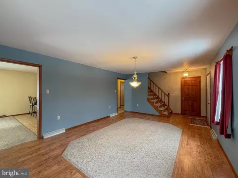 Living - 6334 Black Valley Rd, Everett, PA 15537 photo 4 of 4