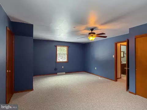 Bedroom - 6334 Black Valley Rd, Everett, PA 15537 photo 5 of 7