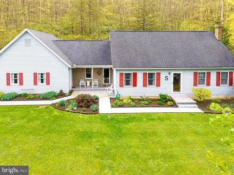 6334 Black Valley Rd, Everett, PA 15537