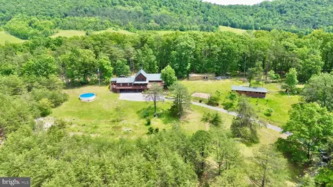 299 Valentine Acres Rd, Clearville, PA 15535