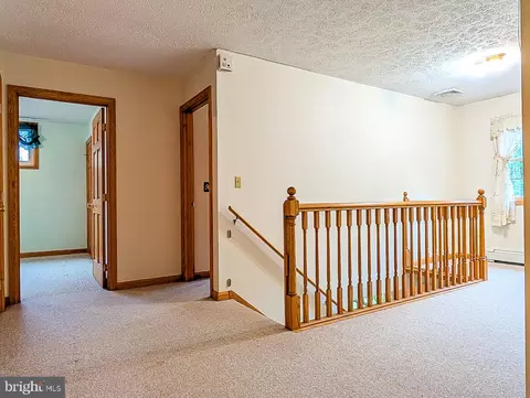 Entry Way - 263 Helixville Rd, Schellsburg, PA 15559 photo 6 of 8