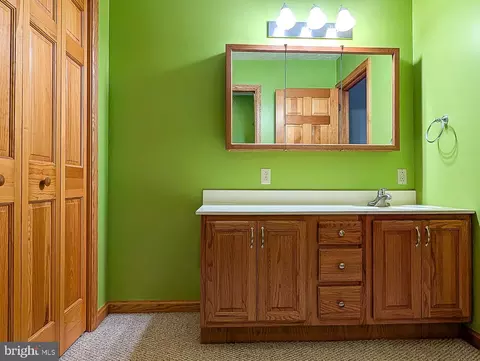 Bath - 263 Helixville Rd, Schellsburg, PA 15559 photo 6 of 7