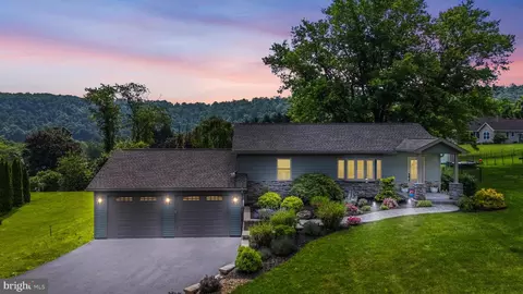 2065 Cumberland Rd, Bedford, PA 15522