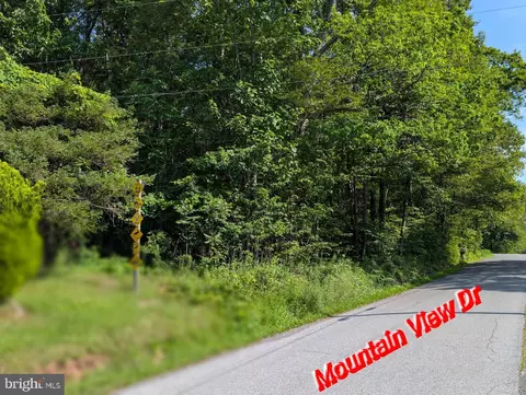 752 Mountain View Rd, Schellsburg, PA 15559 photo 3