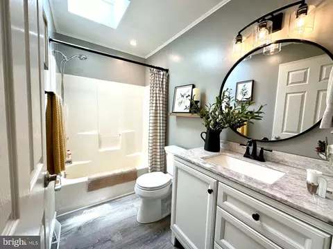 Bath - 110 Mowry Estates Rd, Schellsburg, PA 15559 photo 4 of 6