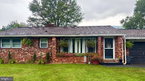 9335 Us Route 220, Bedford, PA 15522