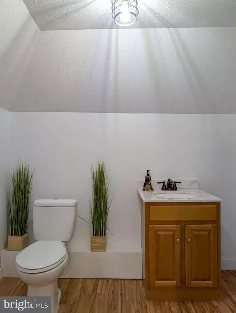 Bath - 230 E Main St, Everett, PA 15537 photo 6 of 10