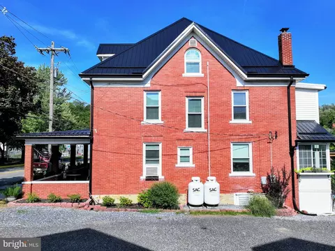 Exterior - 230 E Main St, Everett, PA 15537 photo 3 of 26
