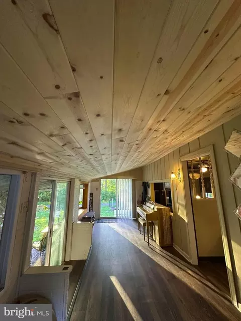 Entry Way - 170 Toth Rd, Schellsburg, PA 15559 photo 3 of 5