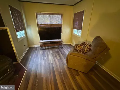 Living - 170 Toth Rd, Schellsburg, PA 15559 photo 2 of 4