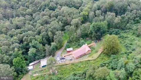855 Lincoln Hwy, Schellsburg, PA 15559