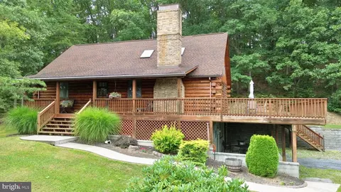811 Pine Knob Rd, Osterburg, PA 16667