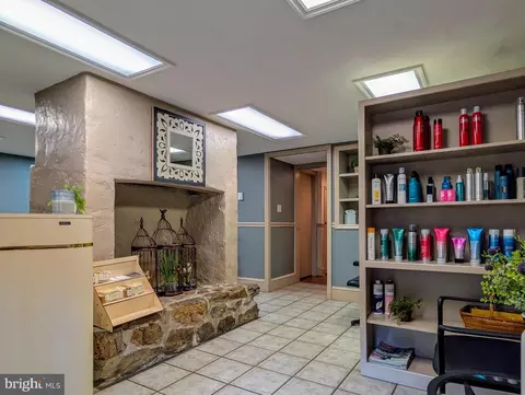 Entry Way - 207 N Spring St, Everett, PA 15537 photo 1 of 8