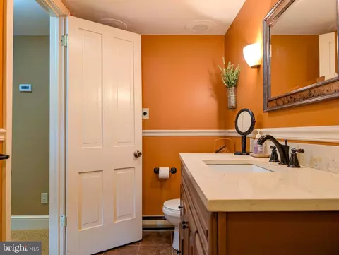 Bath - 207 N Spring St, Everett, PA 15537 photo 5 of 6