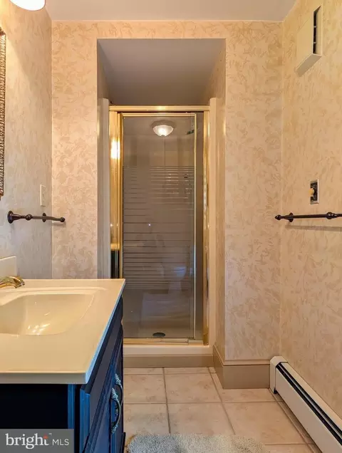 Bath - 207 N Spring St, Everett, PA 15537 photo 3 of 6
