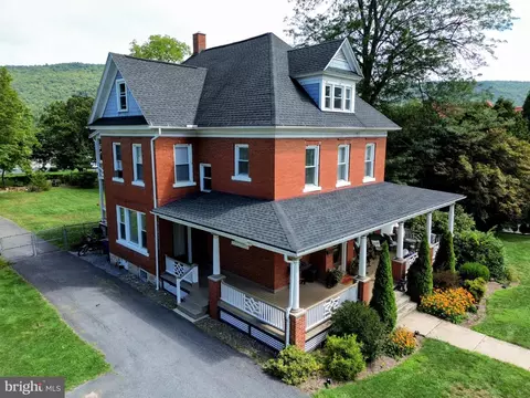 419 S Richard St, Bedford, PA 15522