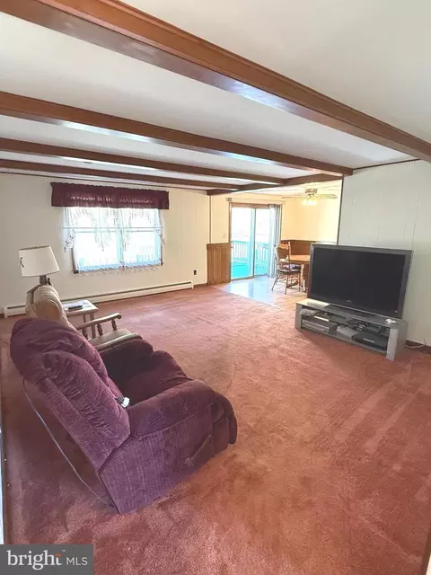 Living - 711 Mountain View Dr, Schellsburg, PA 15559 photo 2 of 5