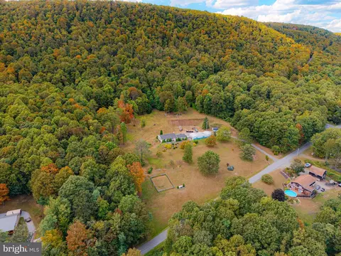 View/Area - 711 Mountain View Dr, Schellsburg, PA 15559 photo 5 of 14