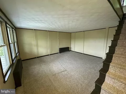 255 Hillside St, Everett, PA 15537 photo 5