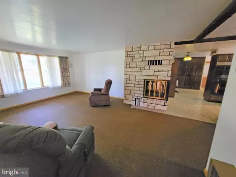 133 Morral Dr, Everett, PA 15537 photo 7