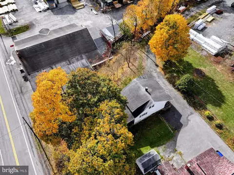 View/Area - 83 State St, Everett, PA 15537 photo 3 of 4