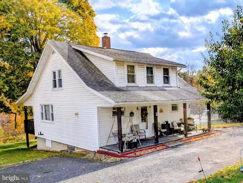 Exterior - 83 State St, Everett, PA 15537 photo 6 of 11