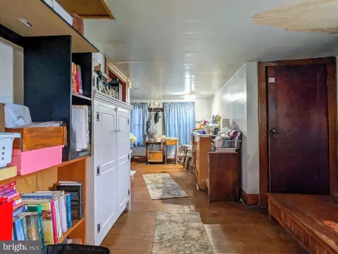 Entry Way - 83 State St, Everett, PA 15537 photo 4 of 4