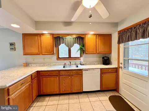 141 Cove St, Everett, PA 15537 photo 33