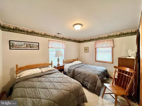 141 Cove St, Everett, PA 15537 photo 38