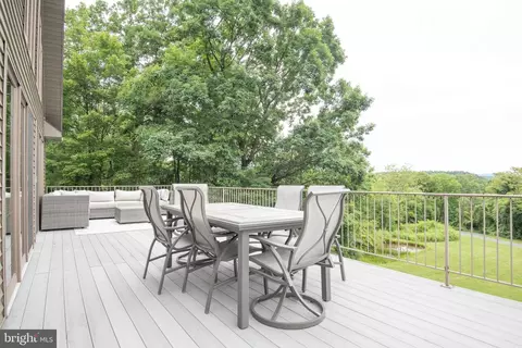 Exterior - 300 Beegle Rd, Everett, PA 15537 photo 4 of 17
