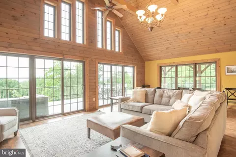 Living - 300 Beegle Rd, Everett, PA 15537 photo 1 of 2