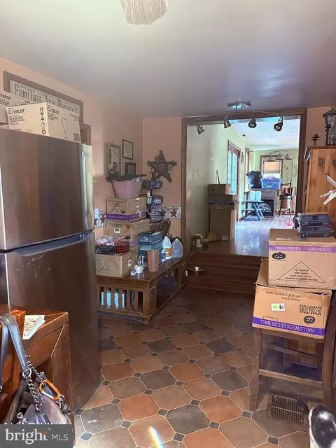 Entry Way - 650 West St, Everett, PA 15537 photo 4 of 12